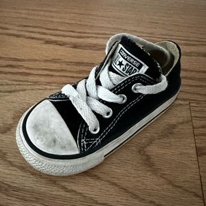 Converse All Star Chuck Taylor size 6c in Black